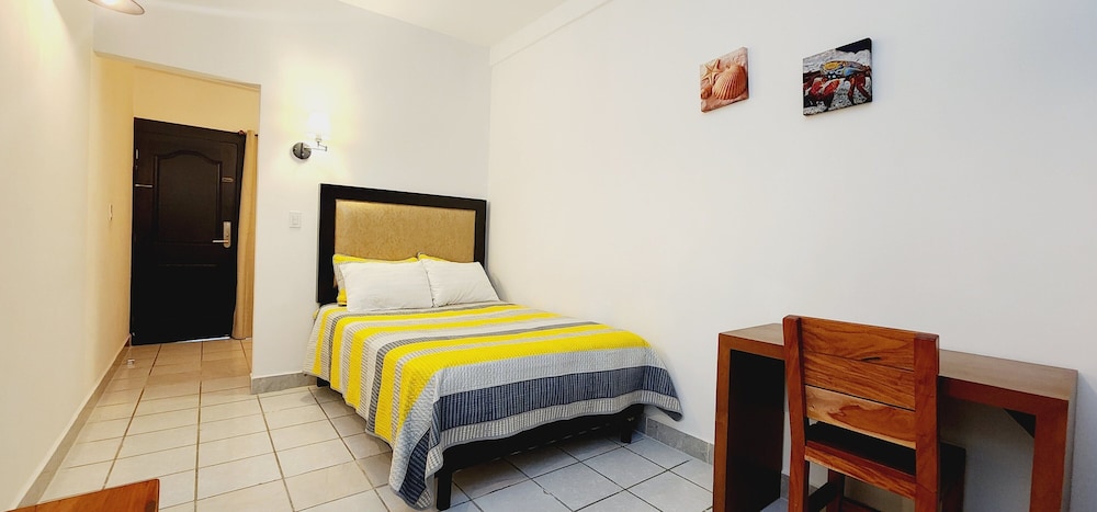 Basic Room, 1 Double Bed