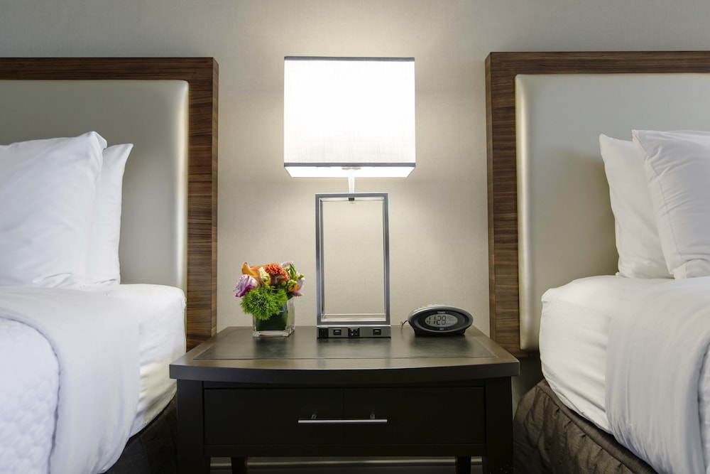Standard Room, 2 Queen Beds (Worklife) - Photo 7