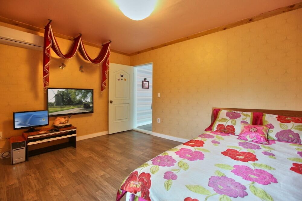 Room (Grenada)