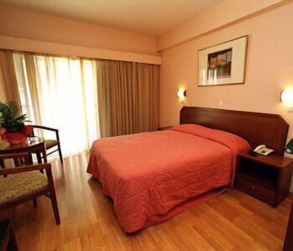 Double or Twin Room photo 1