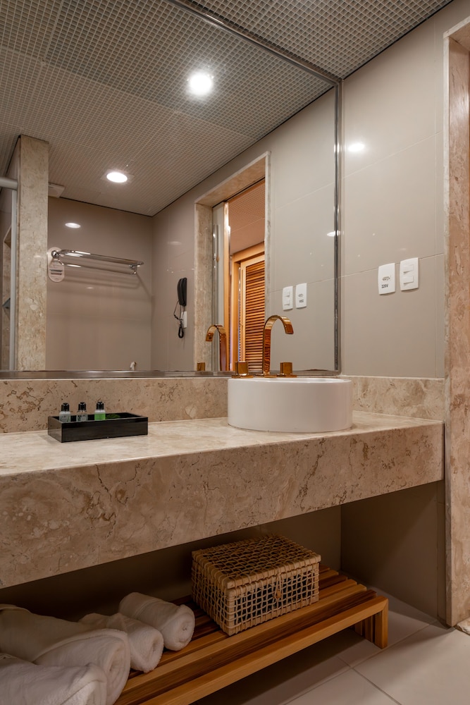 Suite, Sea Facing (Quádruplo) thumbnail 6