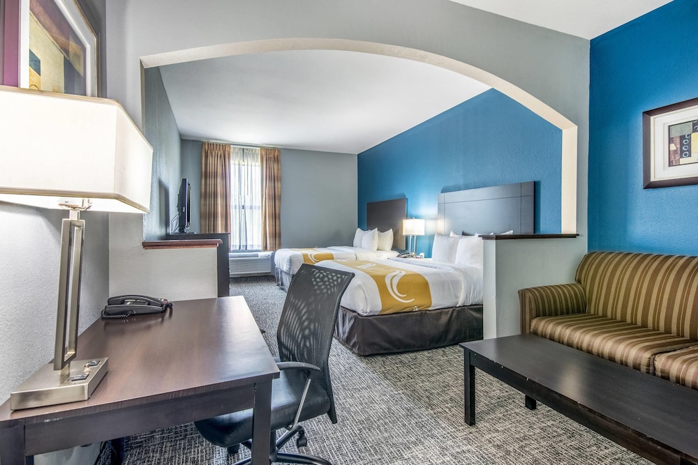Suite, Multiple Beds, Accessible, Non Smoking - Photo 1