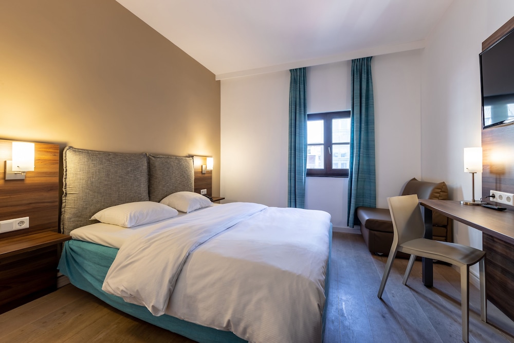 Double Room - Photo 4