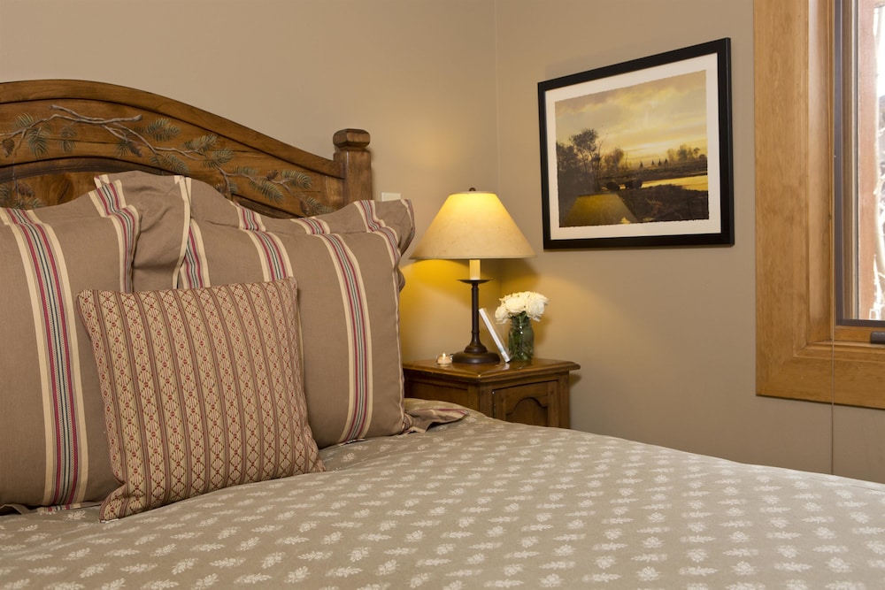 Room, 3 Bedrooms (Paintbrush at Crystal Springs 304) photo 1