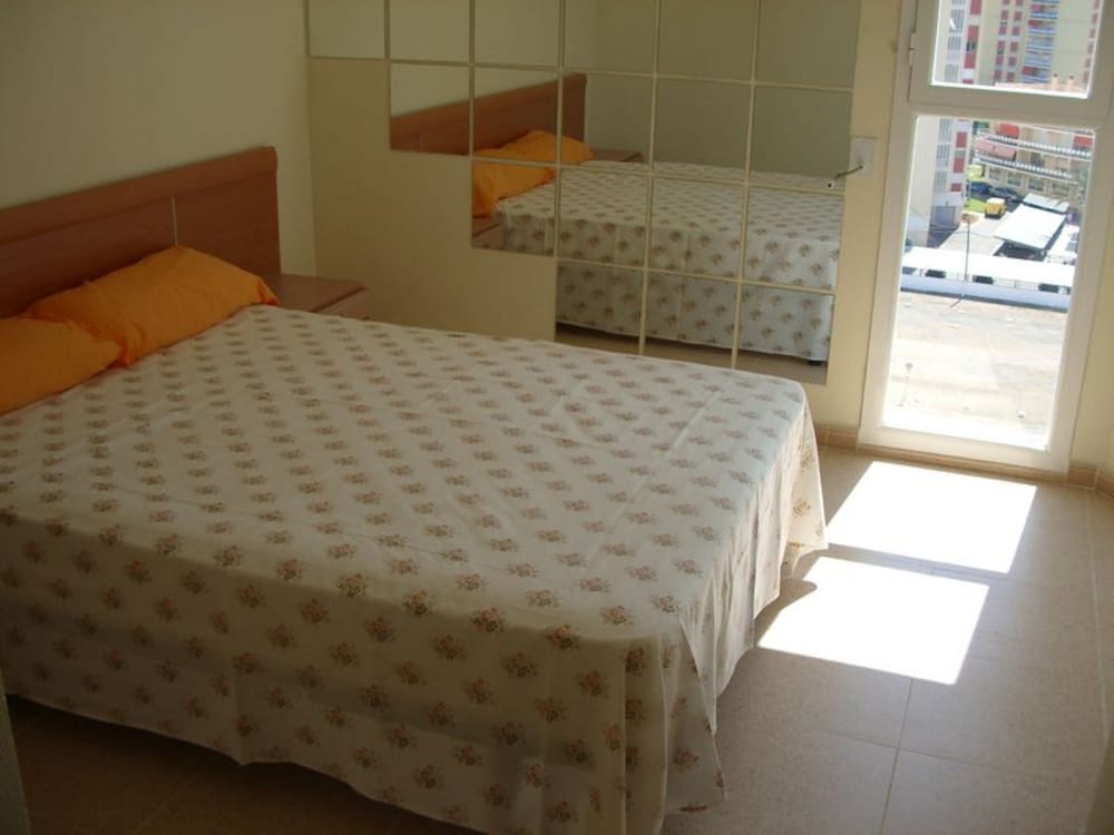 Apartamento, 2 Dormitorios, Fumador, Balcón