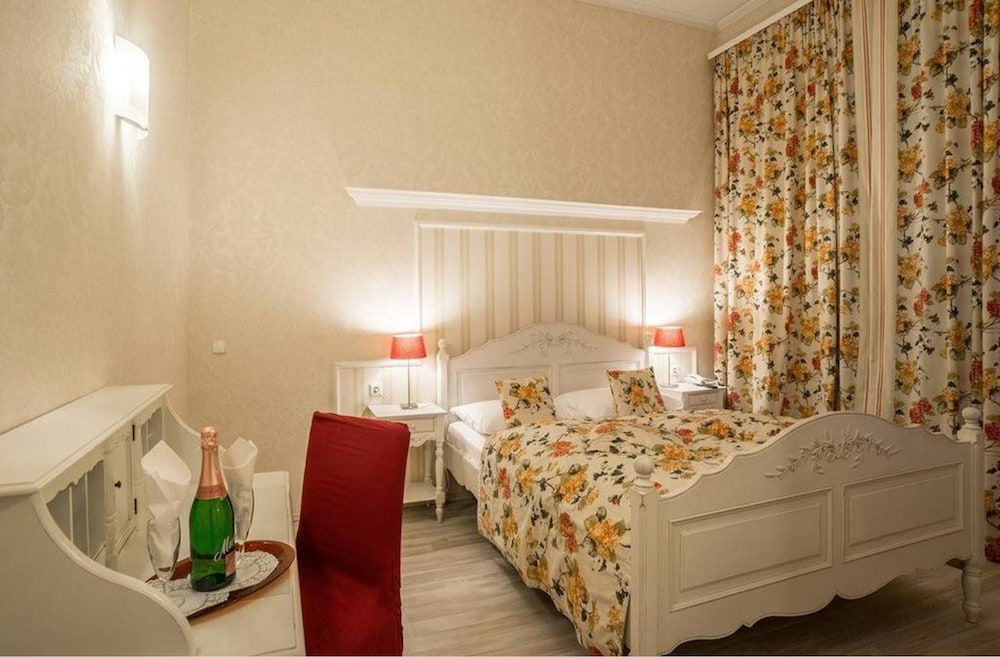 Double or Twin Room photo 1