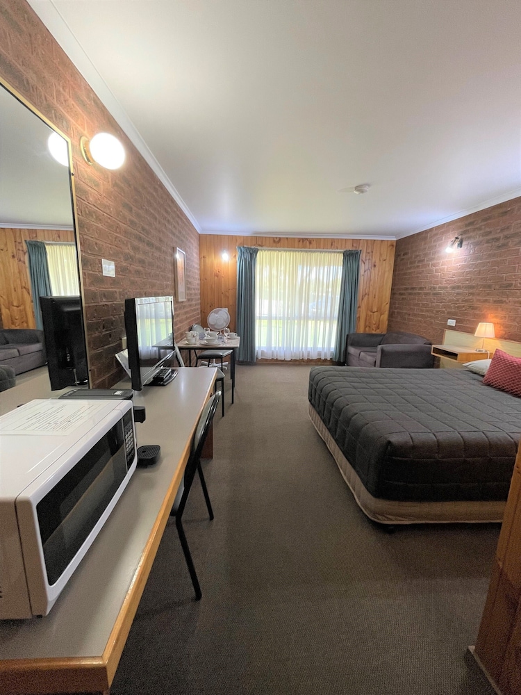 Premium Double Room Single Use, 1 Bedroom, Non Smoking (Queen Double)