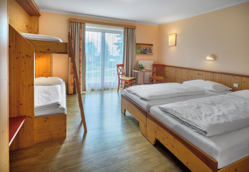 Quadruple Room photo 1