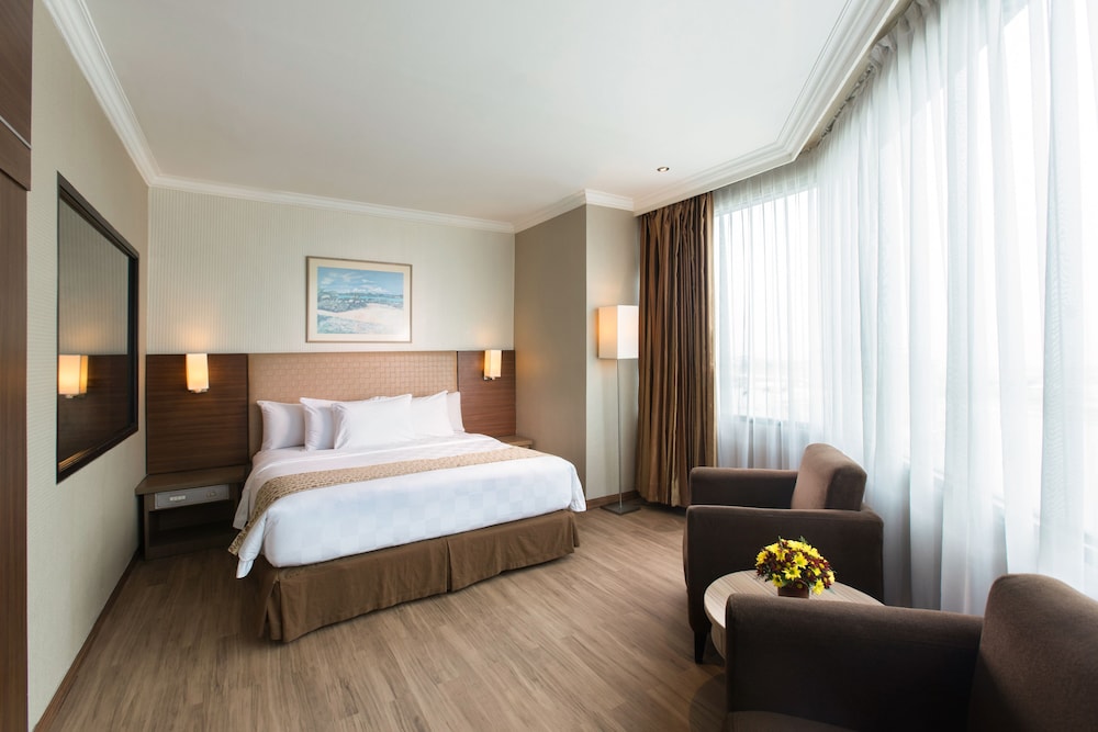 Phinisi Suite Room photo 3