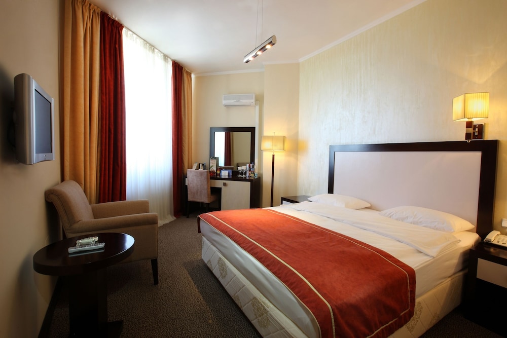 Superior Double Room photo 2