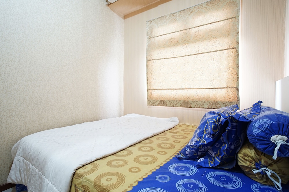 Room - Photo 5