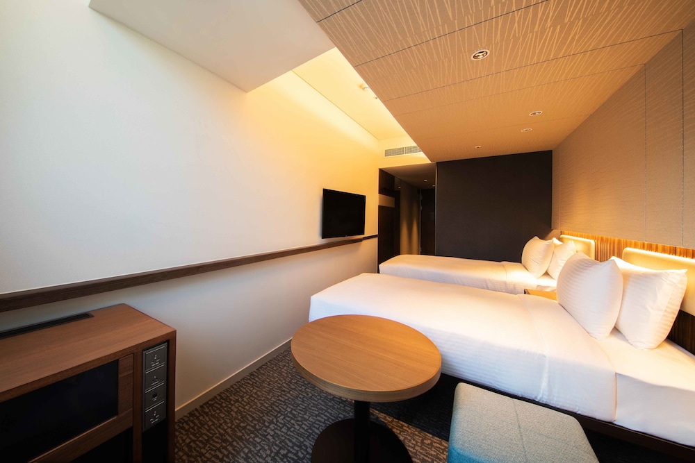 Superior Twin Room (Credit Cards Only) - Photo 2