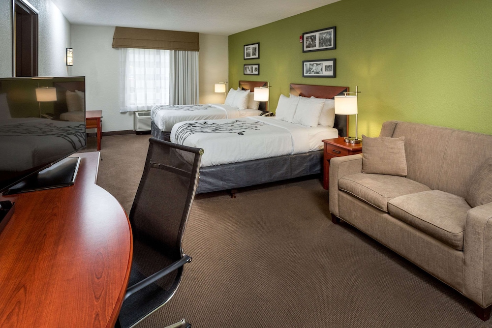 Suite, Multiple Beds, Accessible, Non Smoking - Photo 1