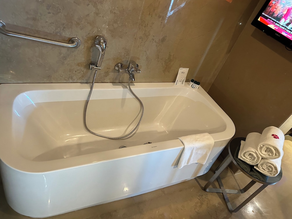 Executive Suite (Executive Suite) - Photo 4