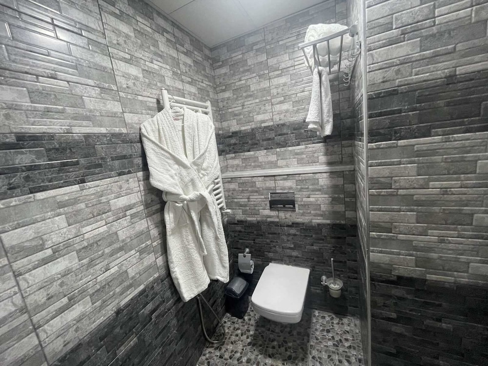 Comfort Double Room, Multiple Bedrooms, Non Smoking, City View photo 3