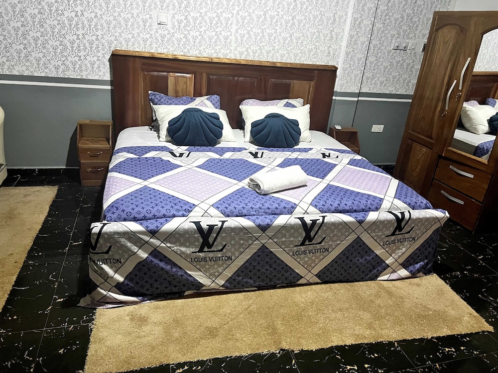 Royal Room