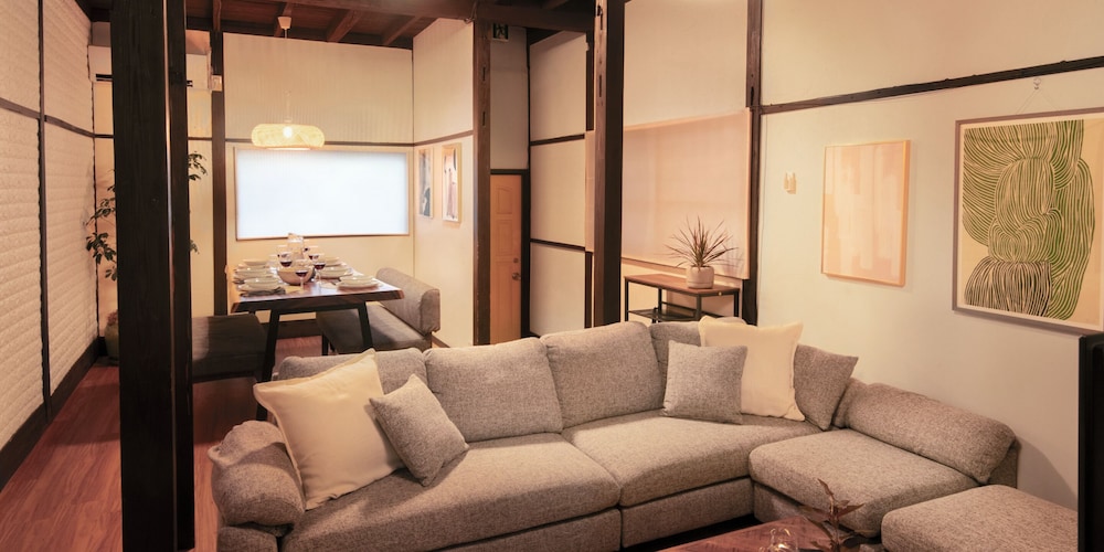 Grandioso Hatsudai Traditional Japanese House, Non Smoking photo 1