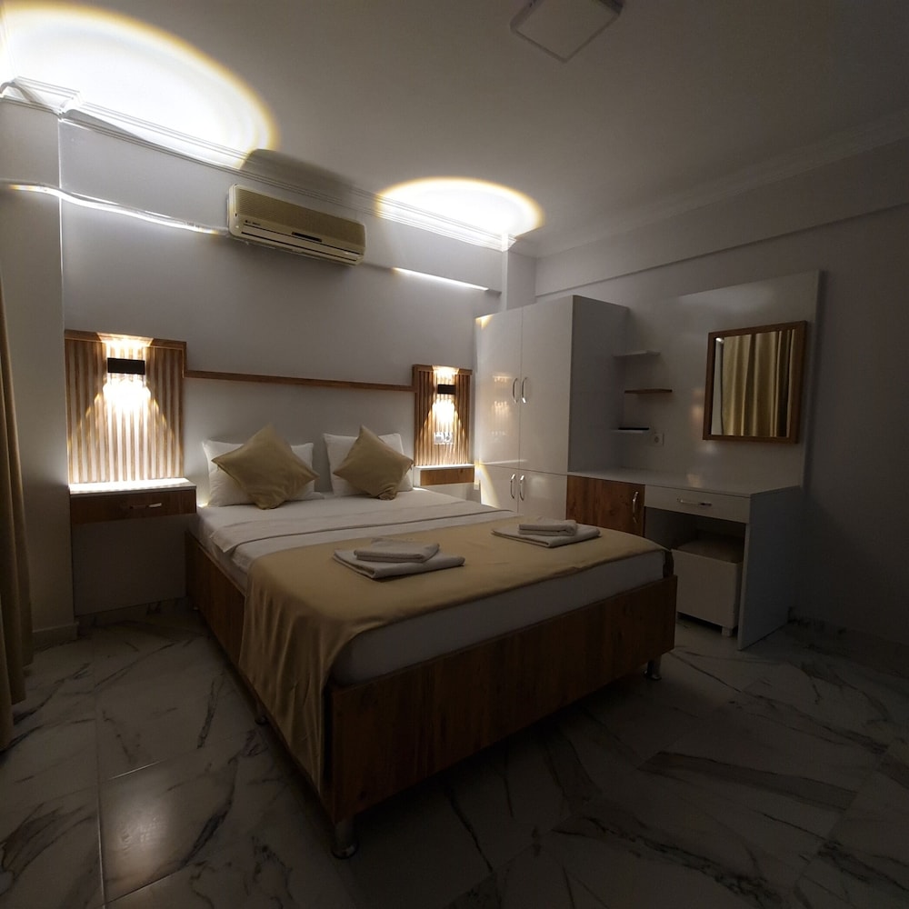 Standard Double Room, City View photo 3