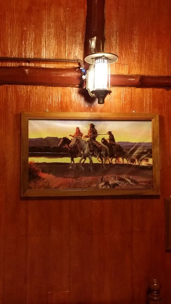 Double Room (Cowboy Room) photo 2