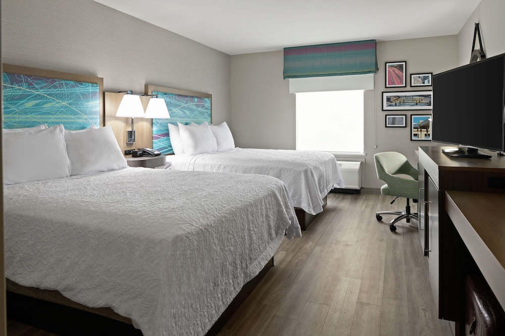 Room, 2 Queen Beds, Accessible (Hearing) photo 3