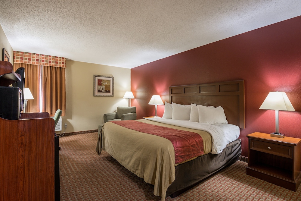 Superior Room, 1 King Bed, Non Smoking - Photo 1