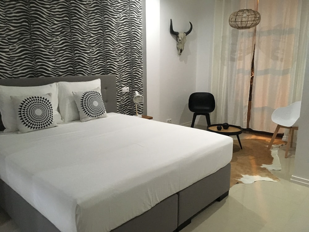 Junior Studio Suite, City View
