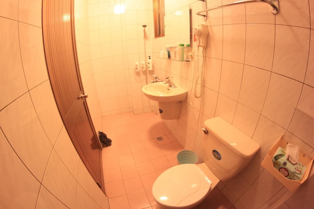 Basic Room, 1 Double Bed photo 3