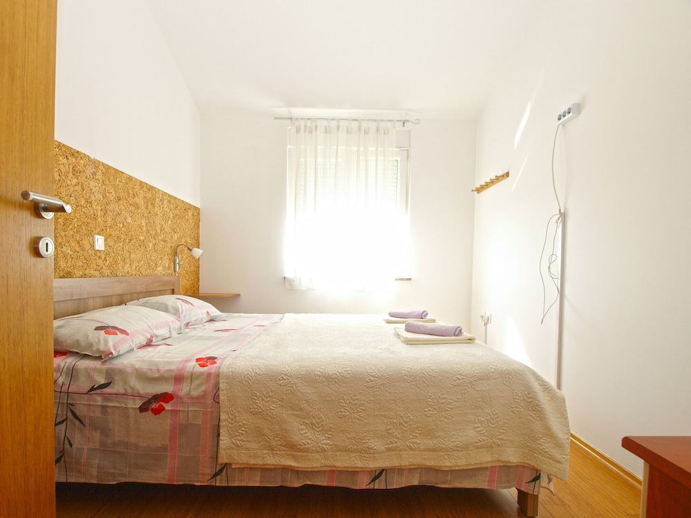 Standard Apartment, 2 Bedrooms (1932/31985)