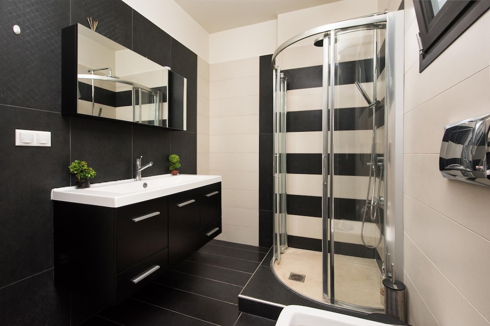 Villa Black White Dassia, Zdjęcie 13