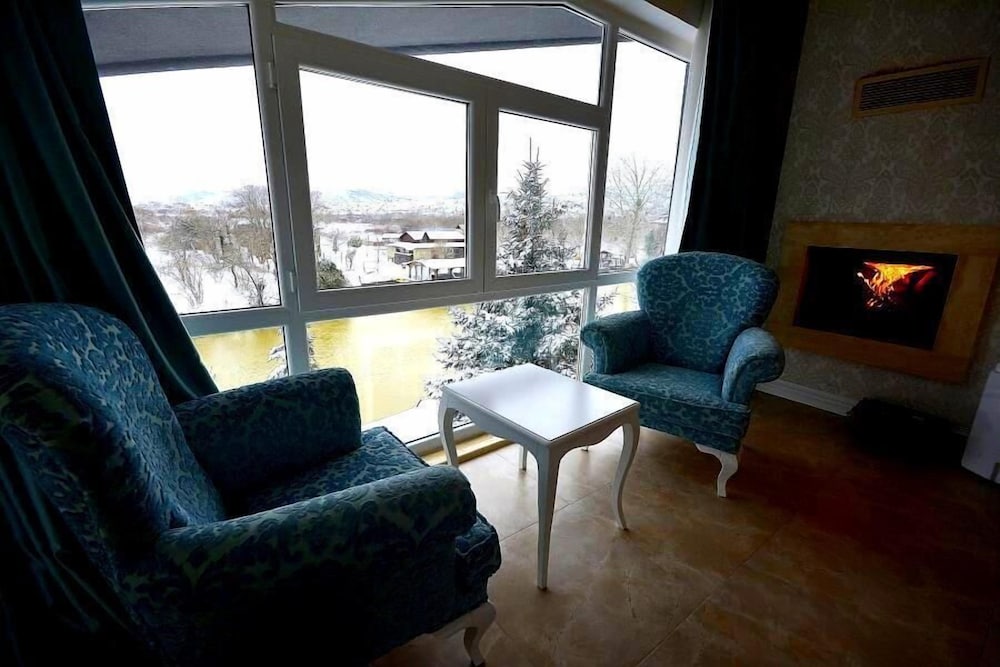 Deluxe Double Room, Fireplace, River View (Jakuzi) photo 3