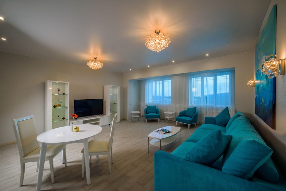 Luxury Apartment photo 2