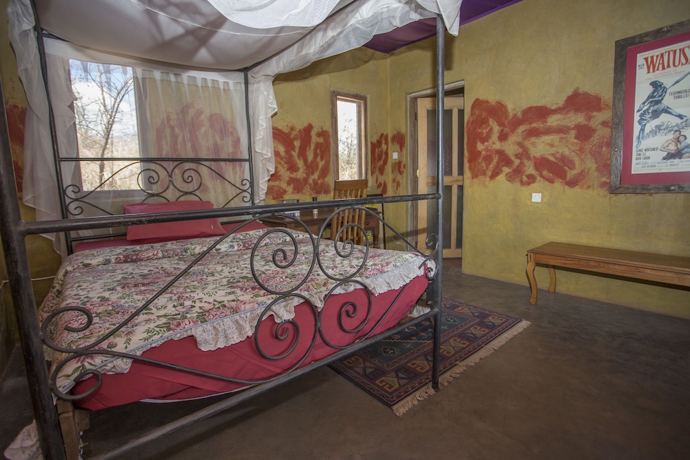 Family Bungalow, 2 Queen Beds, Mountain View photo 1