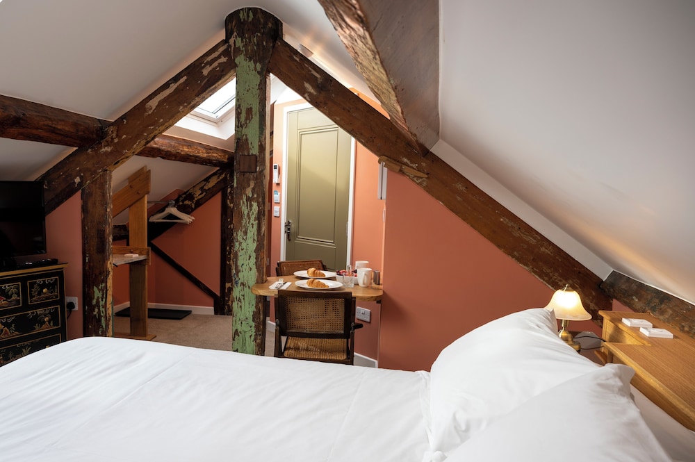 Third Floor Loft Room