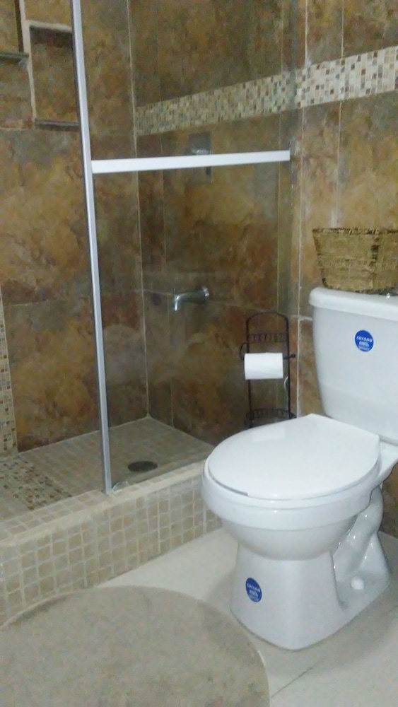 Basic Studio (102) photo 2