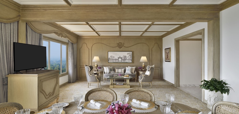 Signature Suite (Non Smoking)