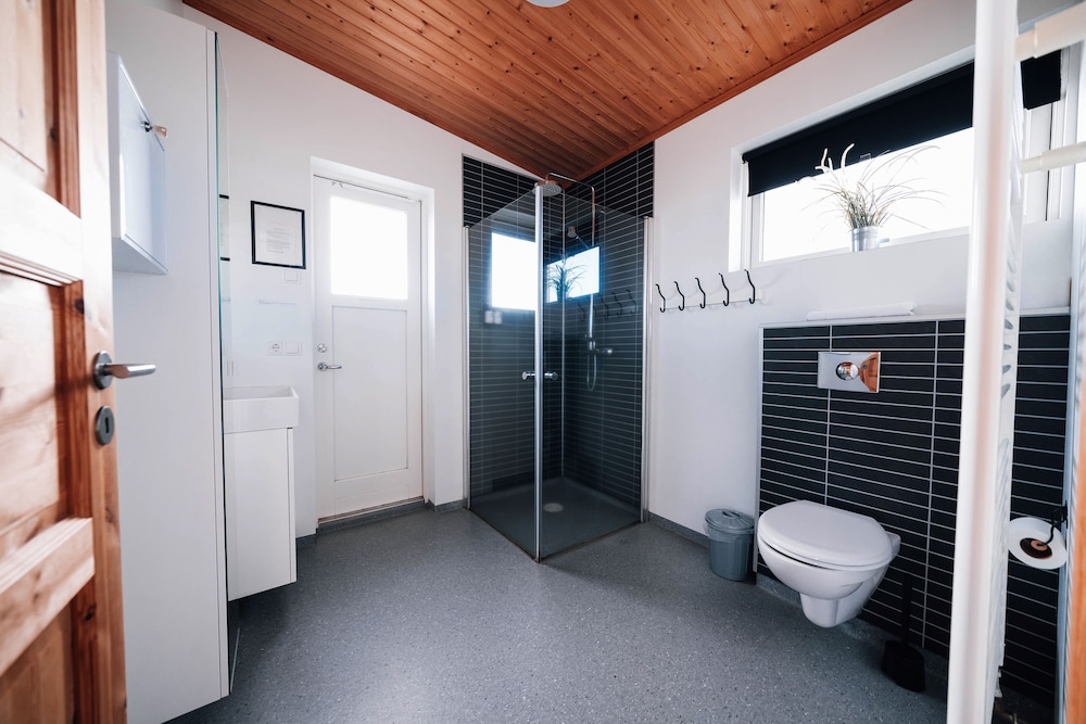 Cabin, 2 Bedrooms photo 2