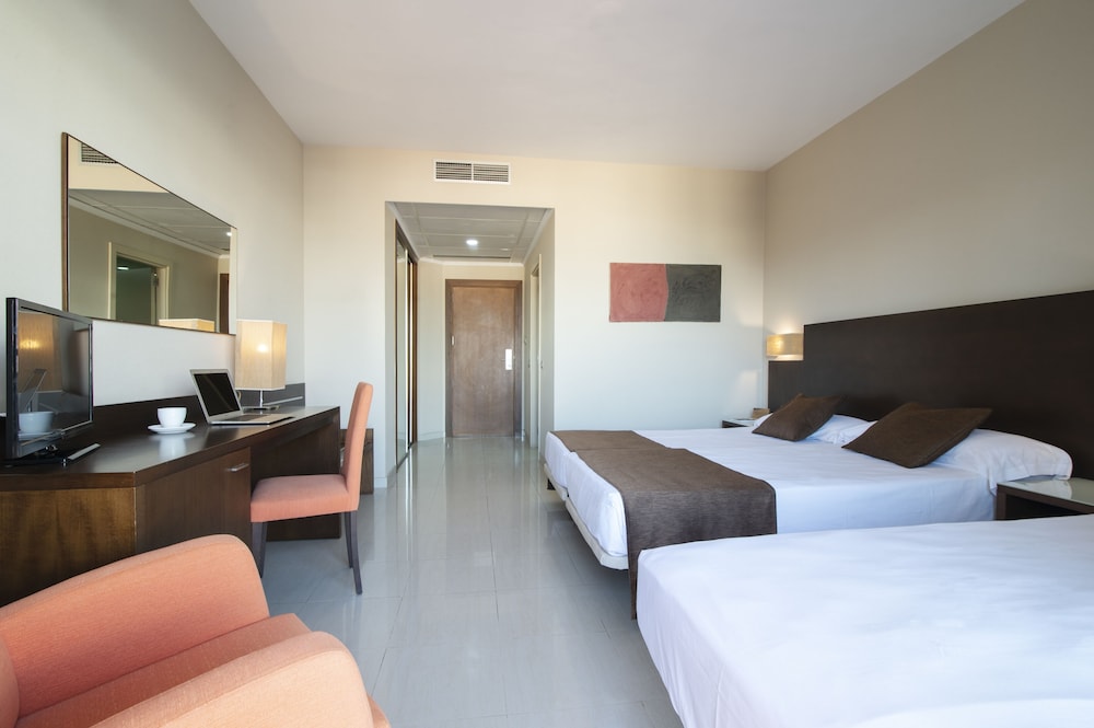 Double Room, Balcony, Sea View (+ extra bed) - Photo 2