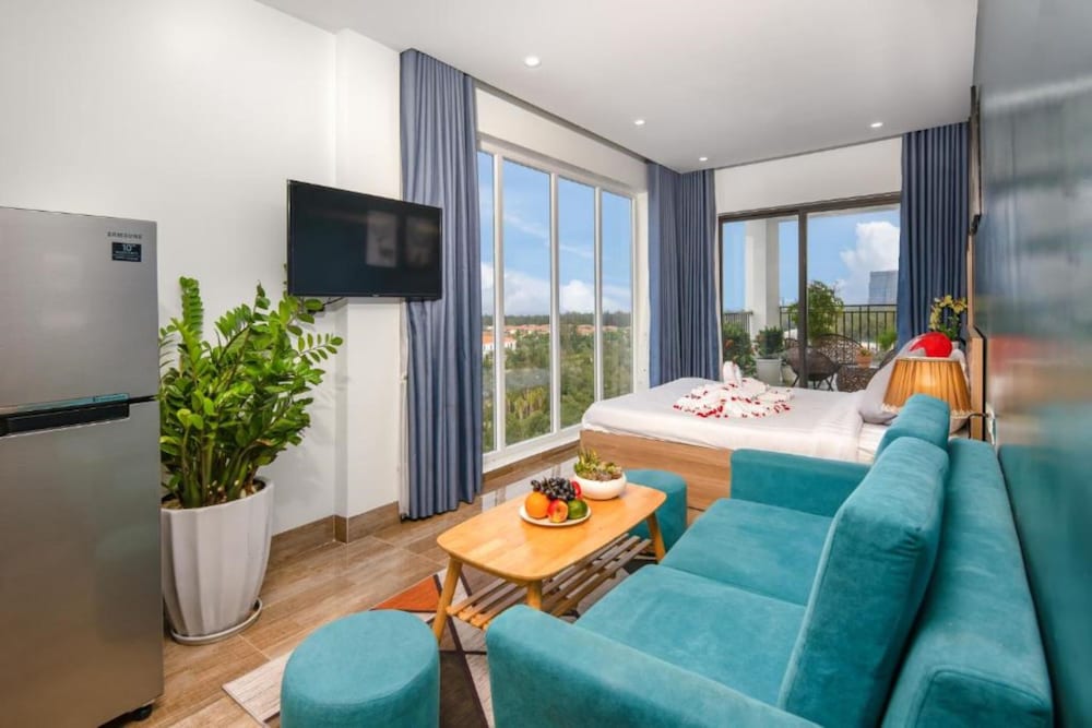 Panoramic Penthouse, Patio, Sea View - Photo 1