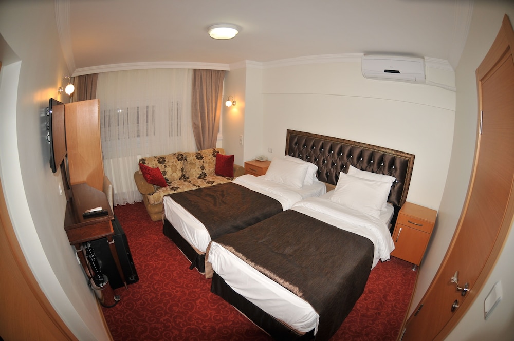 Double or Twin Room photo 1