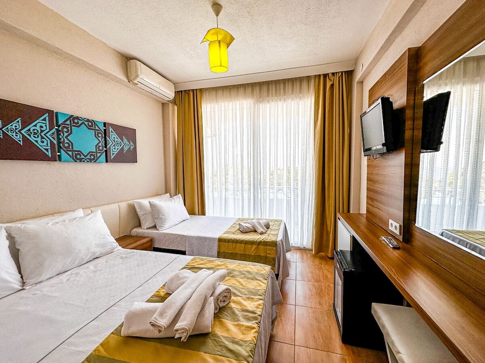 Deluxe Triple Room, Sea View