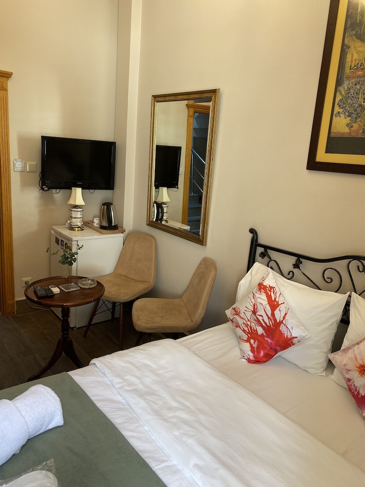 Economy Room photo 2