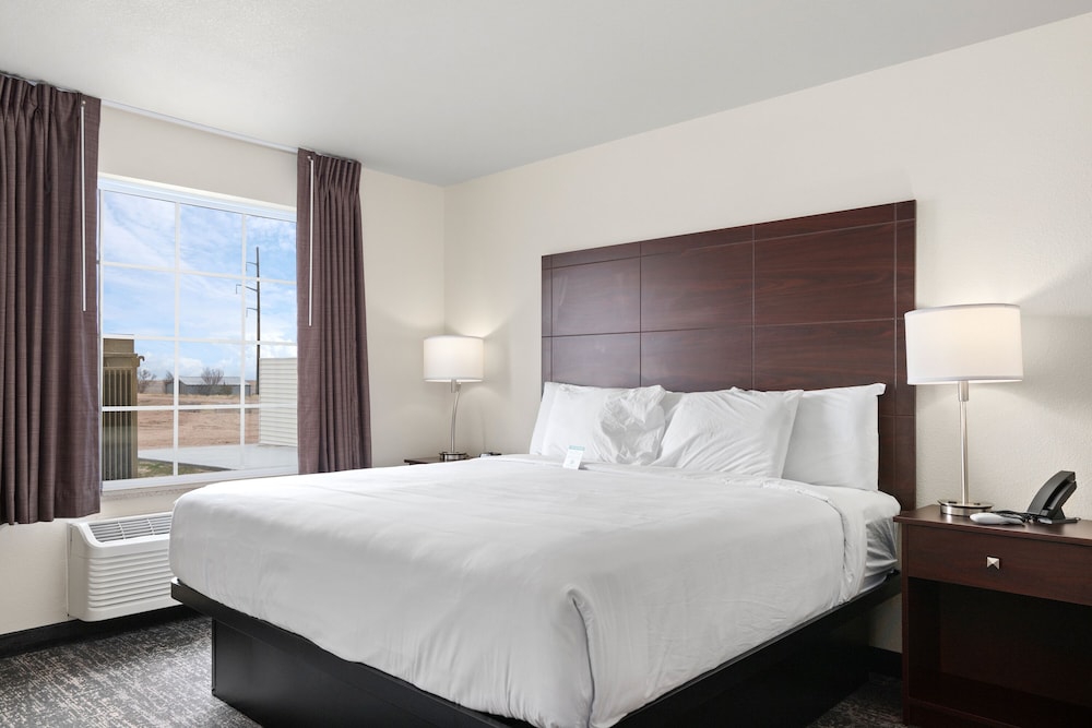 Suite, 1 King Bed with Sofa bed, Non Smoking (Extended Stay) - Photo 6