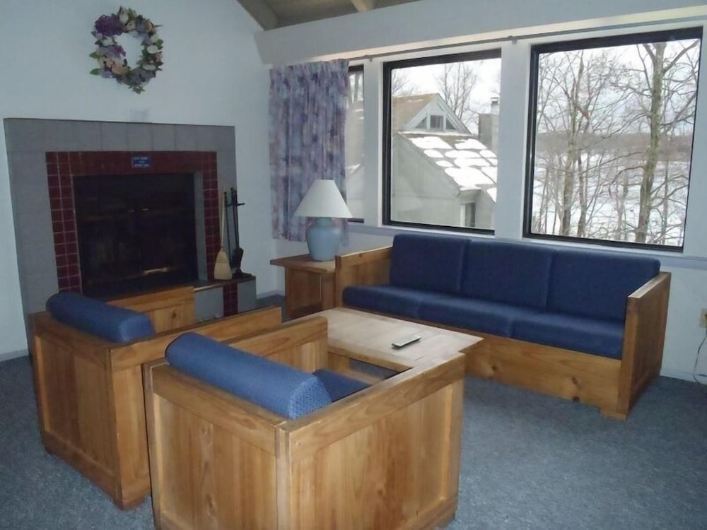Tree House, Multiple Beds, 2 Bathrooms, Lake View photo 1