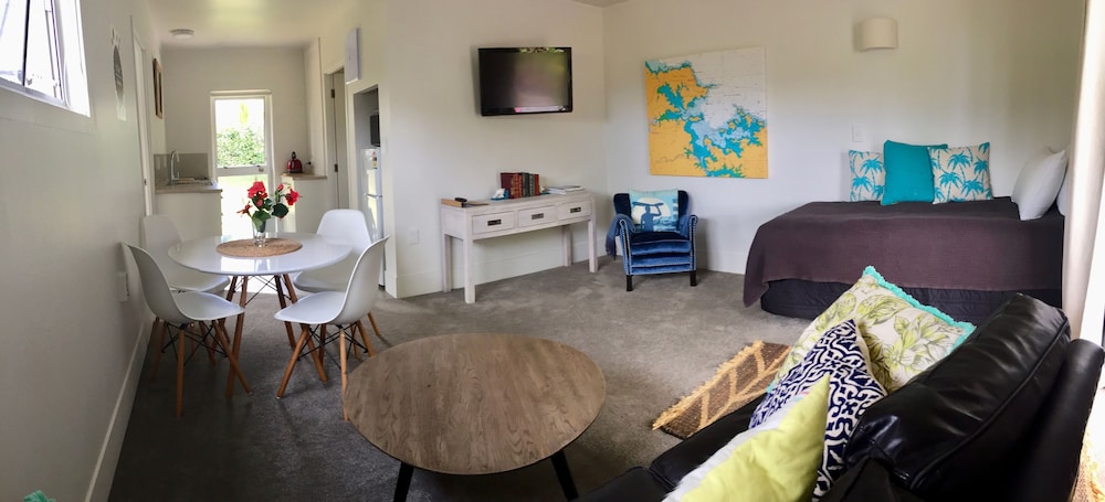 Classic Apartment, 1 Bedroom, Garden View photo 3