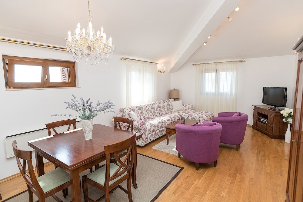 Basic Apartment, 2 Bedrooms photo 3