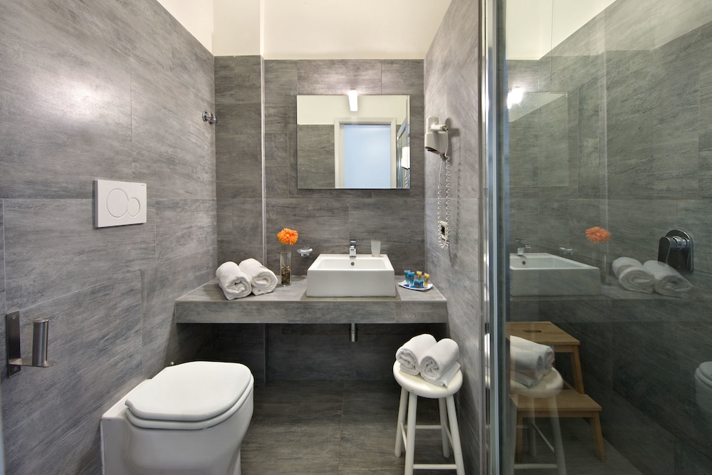 Comfort Double or Twin Room, Balcony, Sea View - Photo 5