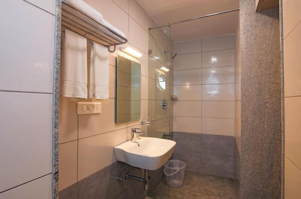 Deluxe Double Room - Photo 2