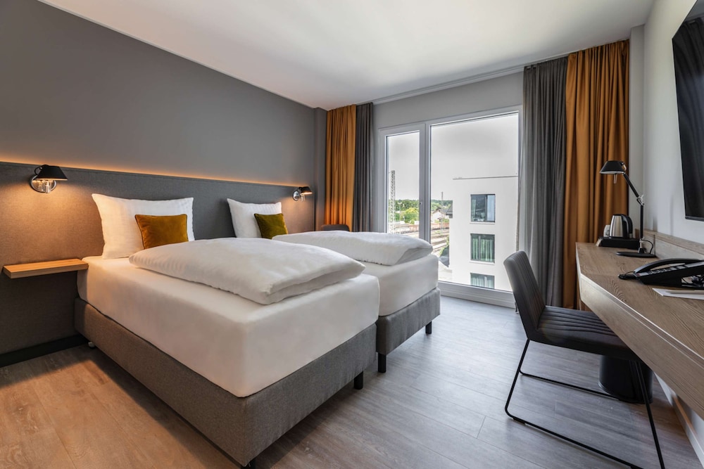 Business Double Room, 1 Queen Bed, Park View