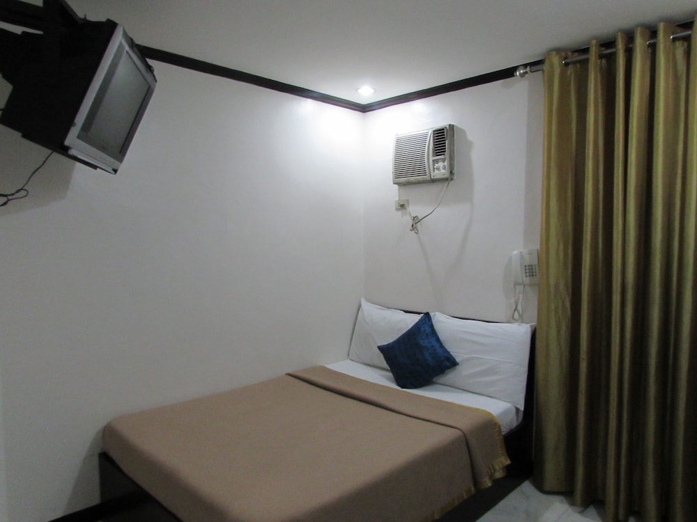 Standard Room photo 2