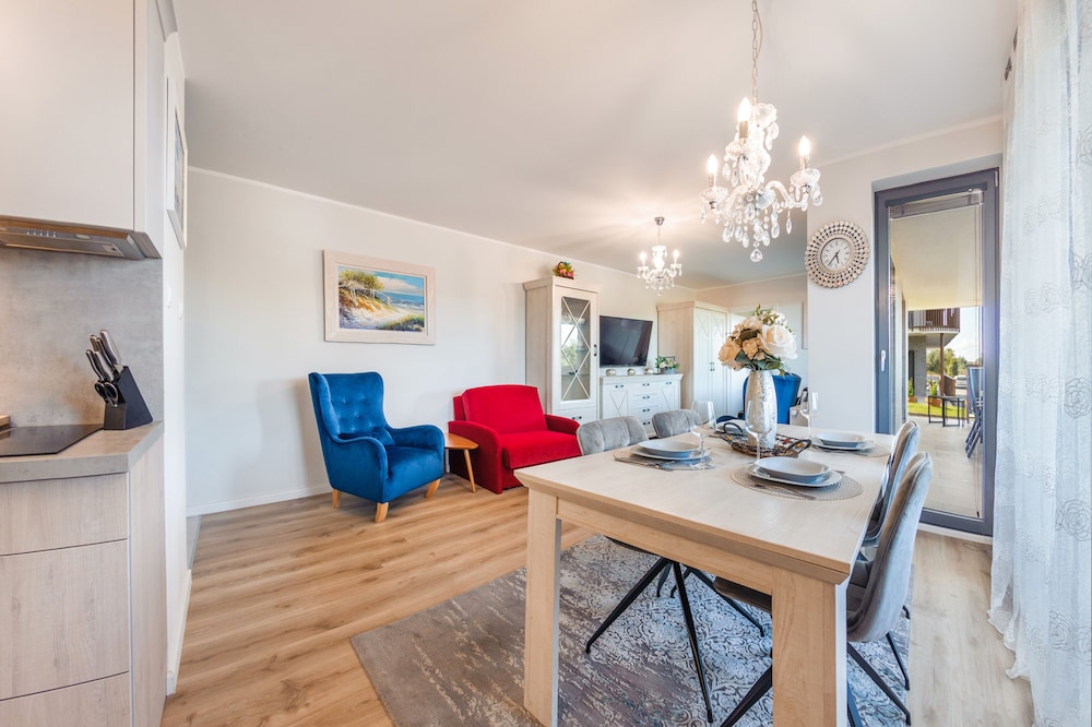 Apartment (11 B)